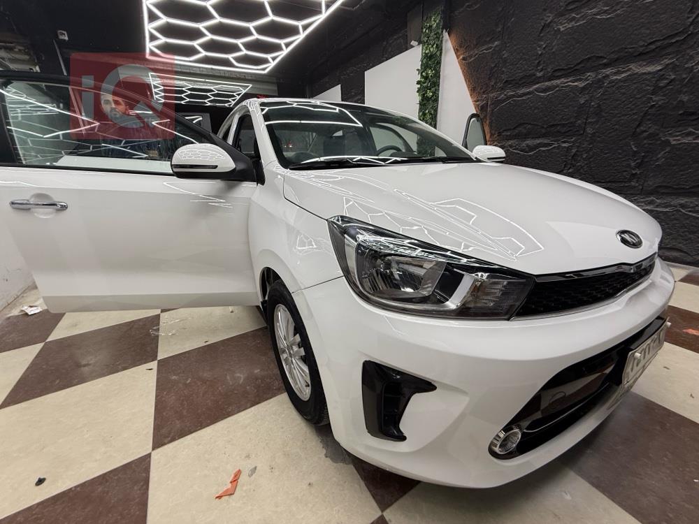 Kia Pegas